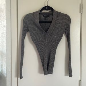 Fitted, shimmer and flattering holiday blouse, professional, dinner, night out